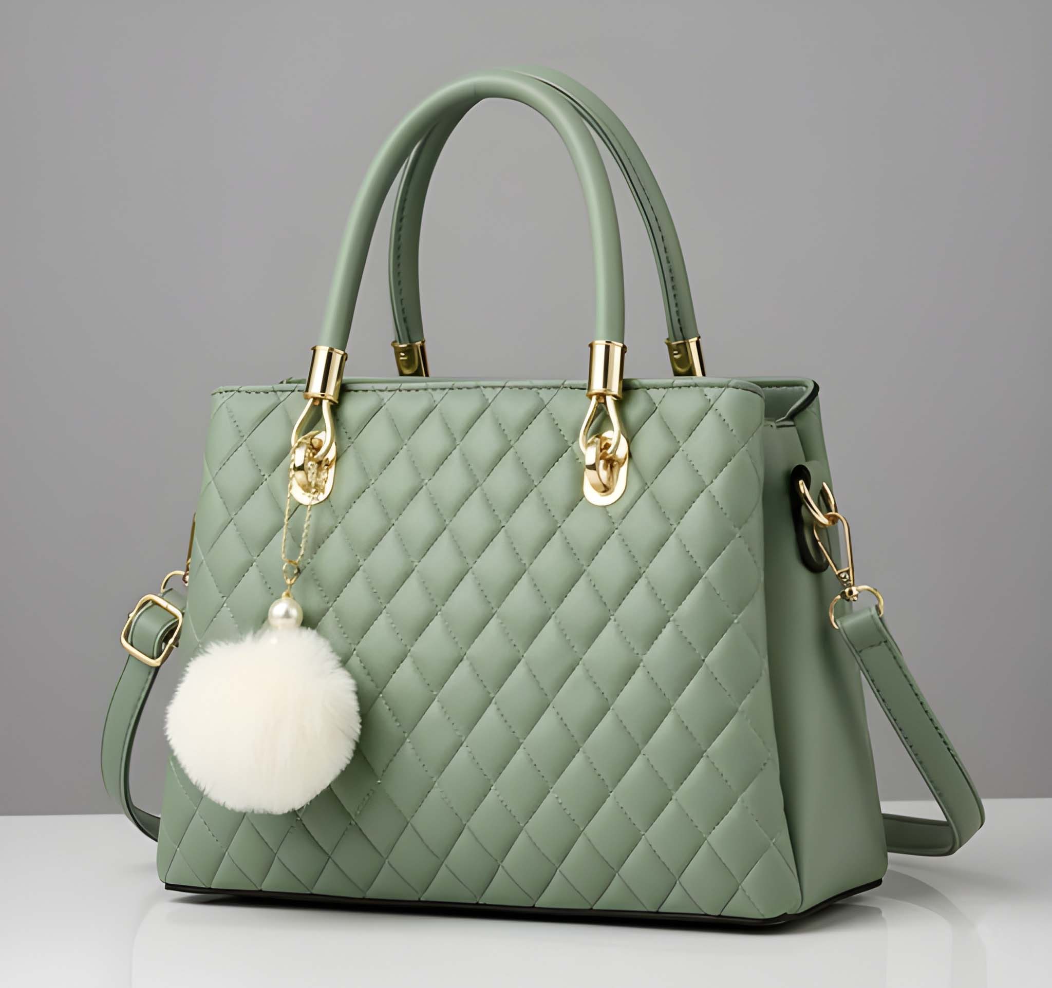 Women's Diamond-Quilted Tote in Sage
